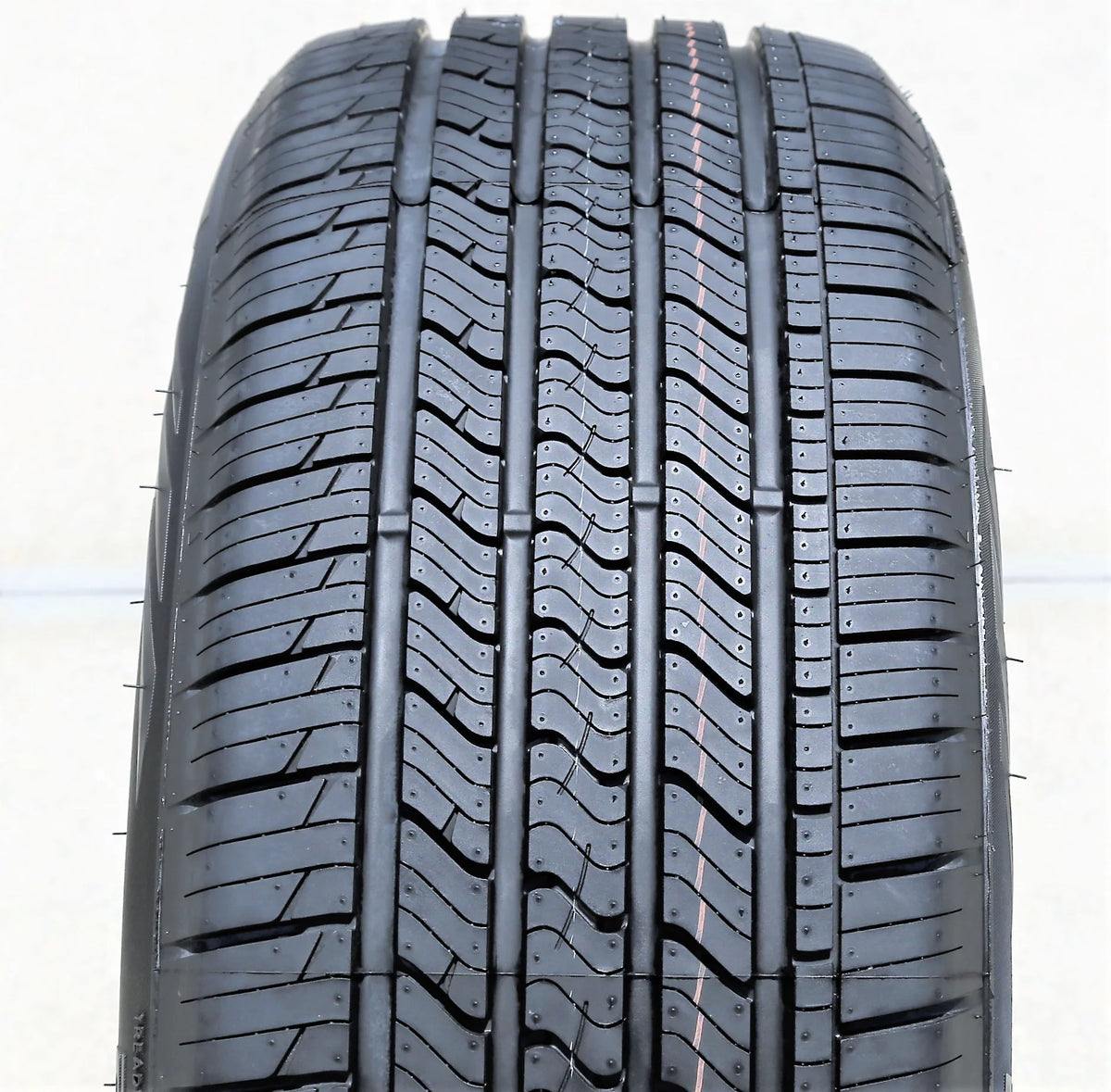 235/55R20 102V All Season Tires B269725
